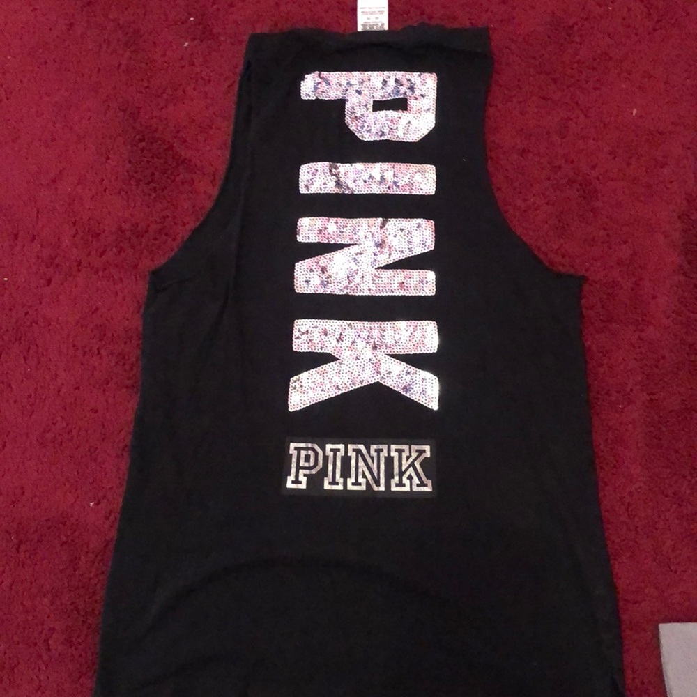 VS sleeveless shirt